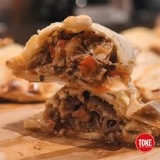 EMPANADAS CARNE CORTADA A CUCHILLO X6 TOKE